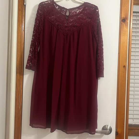 Luxology Women lace and Sheer Burgundy Lined Three Quarter Sleeves Dress size 14 - Picture 9 of 14